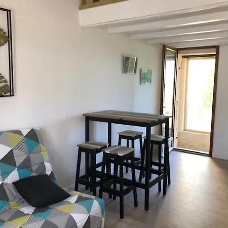 Bed and Breakfast La Maison De Lalouette Forcalquier