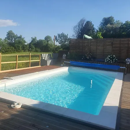 Bed and Breakfast La Maison De Lalouette 3*